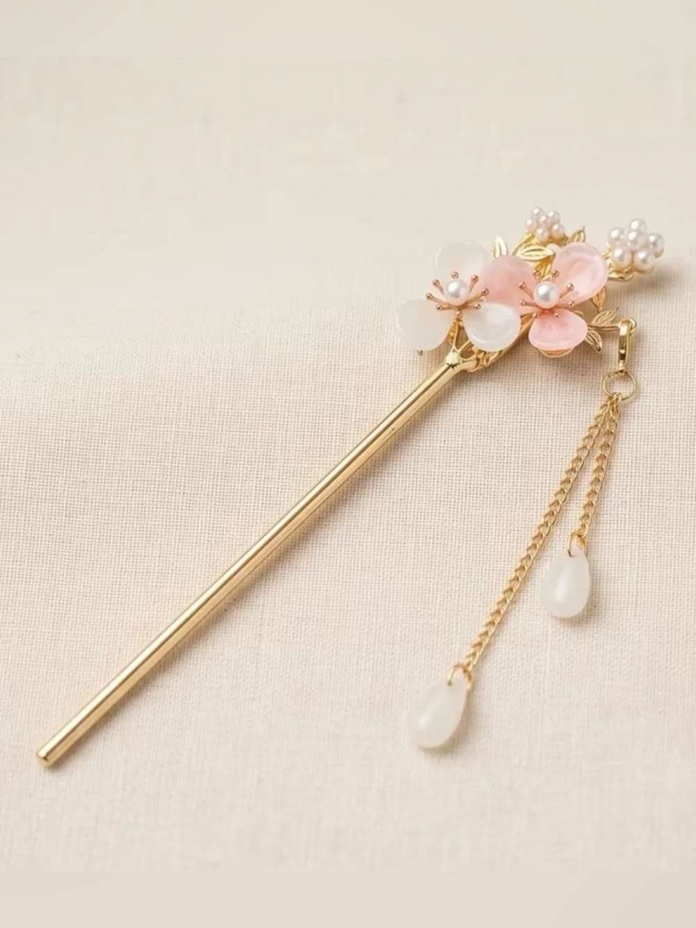 N/A elegant gold